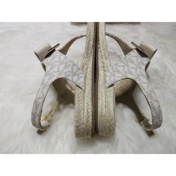 NEW Michael Kors MK Mini Logo PVC Meg Thong Vanilla Signature Size 5 - Picture 16 of 16